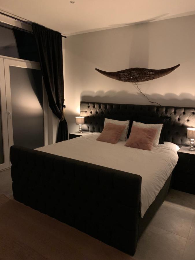 Appartement Op Italielei Antwerpen Bagian luar foto